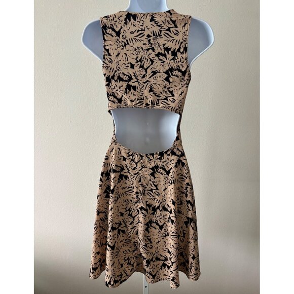Y2K Floral Mini Dress M Skater Tie Front Back Cutout Festival Boho Chic Resort - Picture 2 of 13